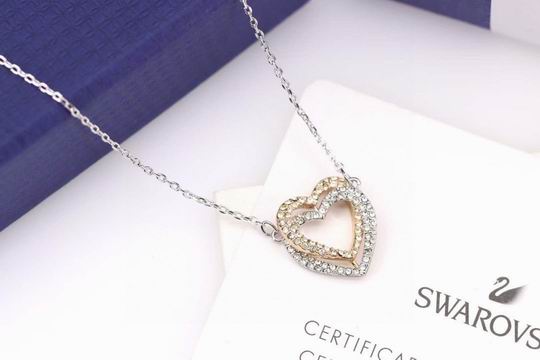 Swarovski Necklace 01lyh49